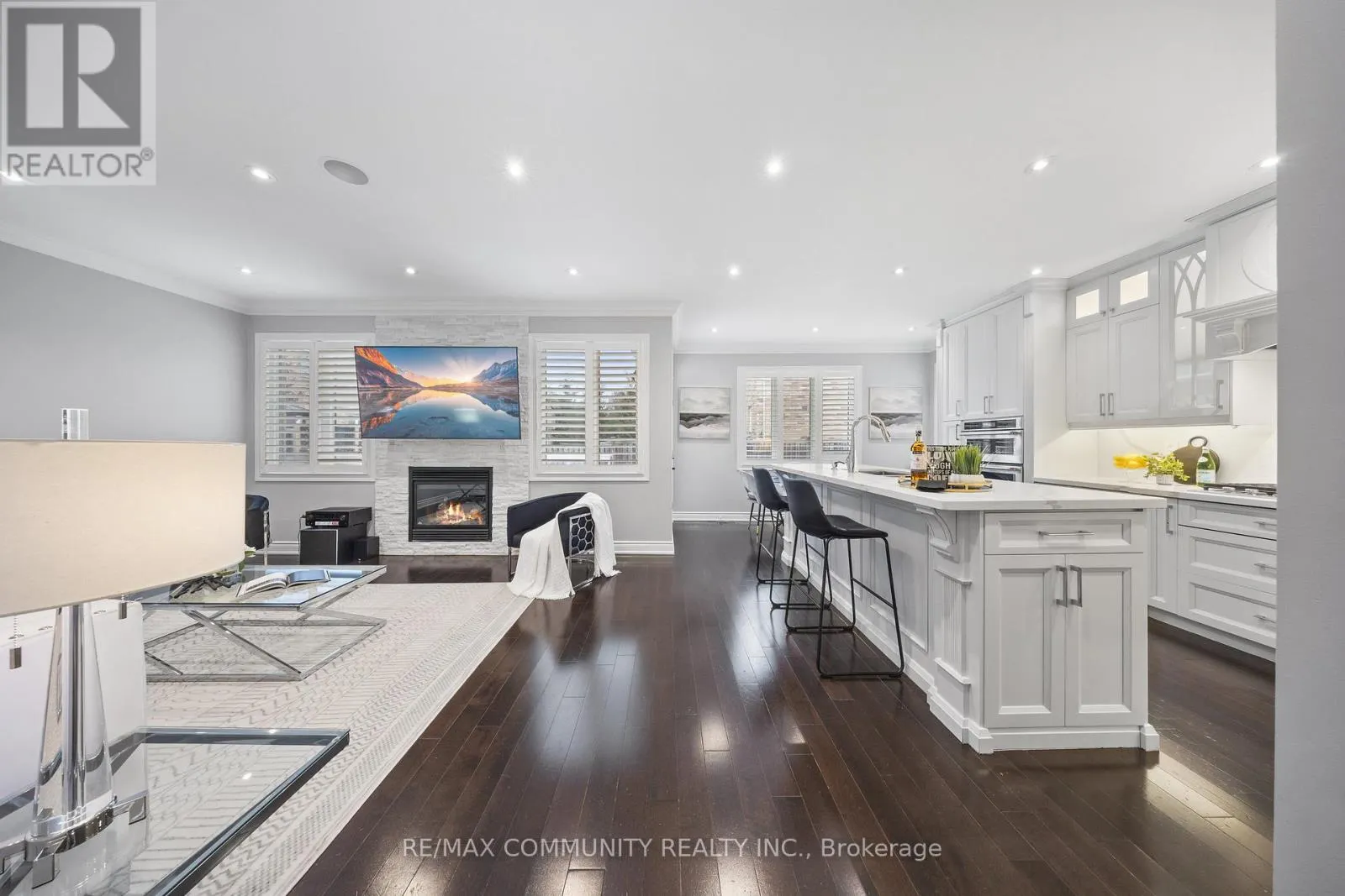 117 SLEEPY HOLLOW PLACE