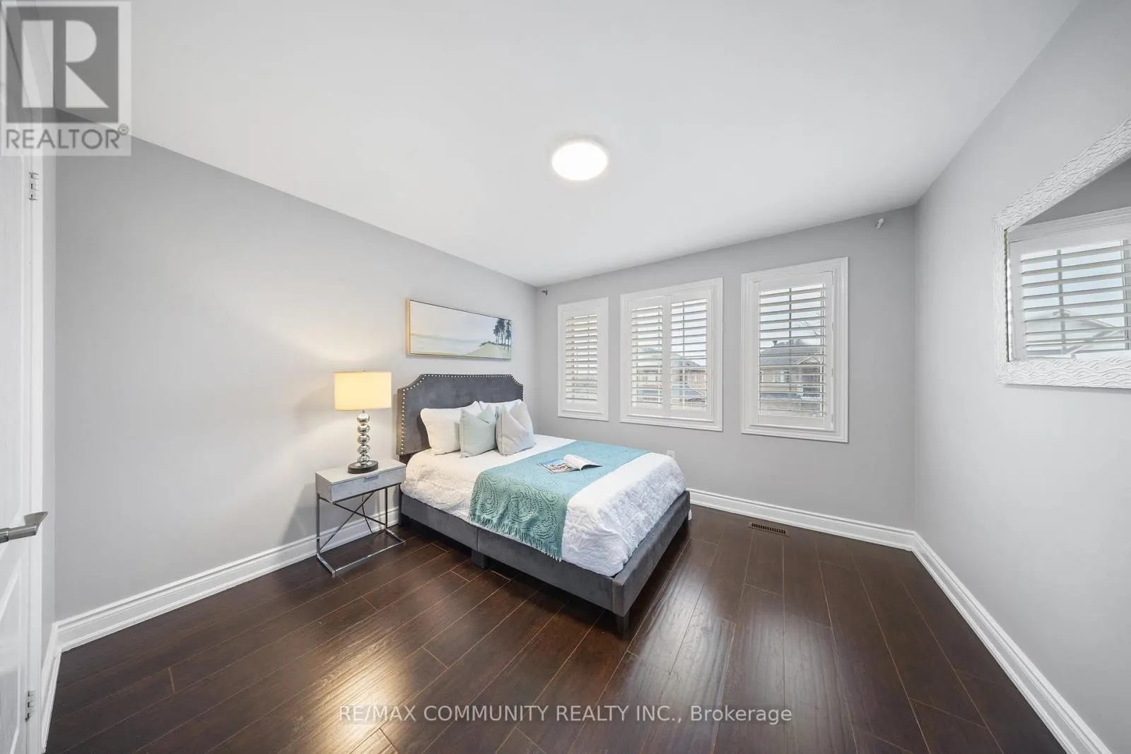 117 SLEEPY HOLLOW PLACE