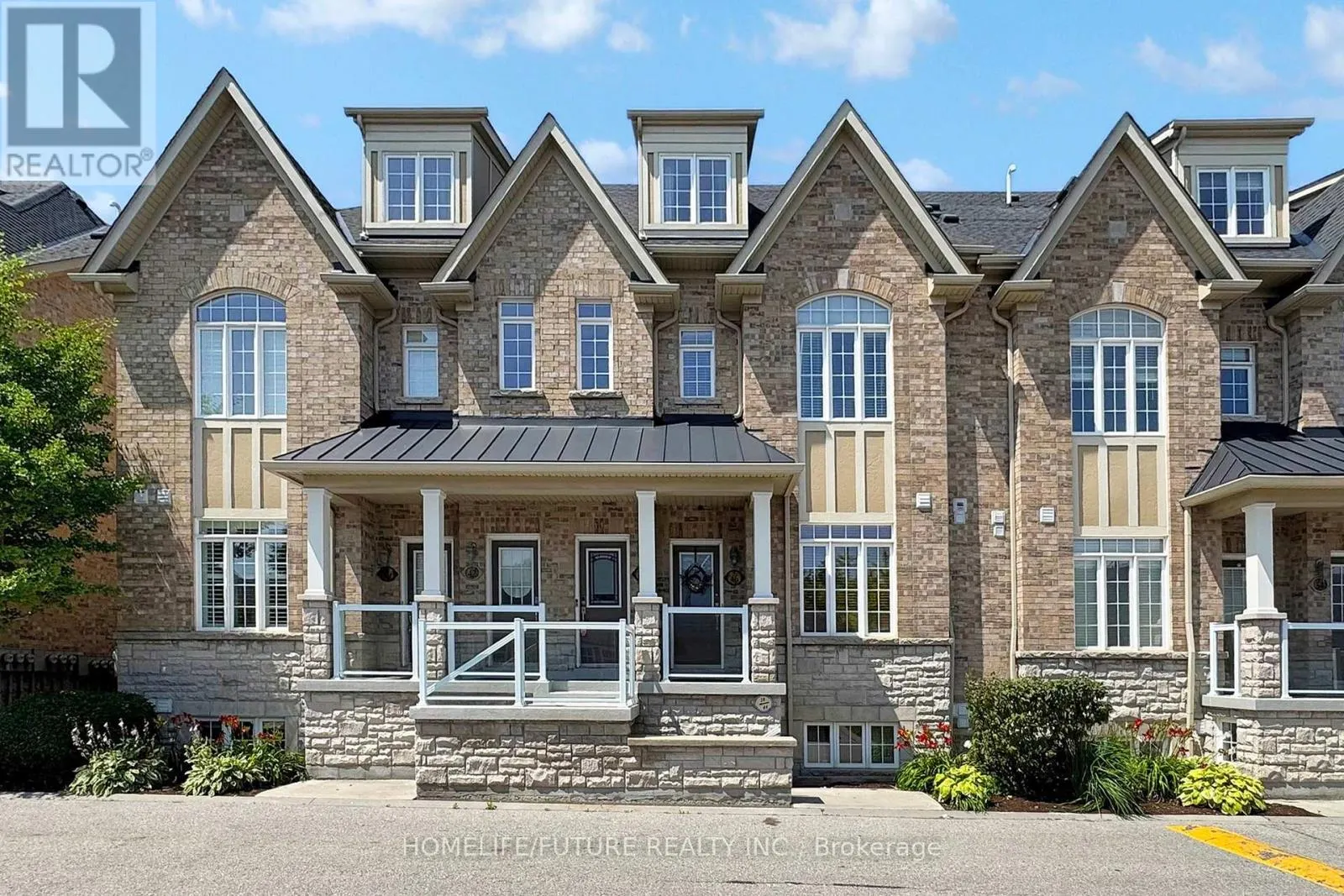 38 LOVEGROVE LANE