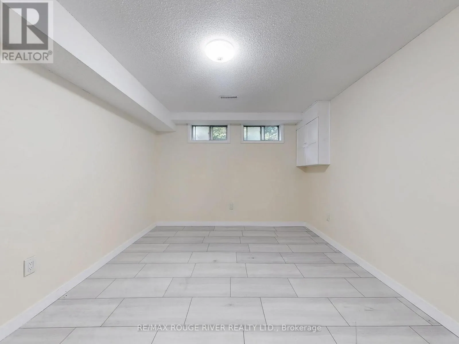 31 DELANEY DRIVE