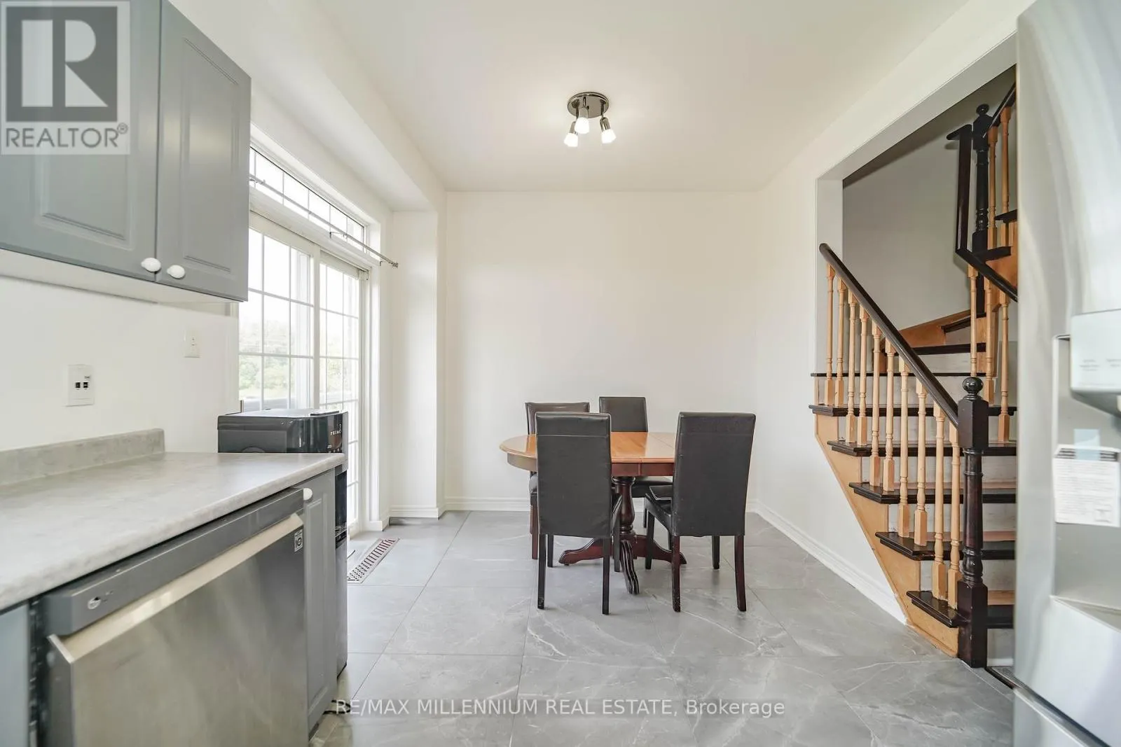 16 BOONE LANE