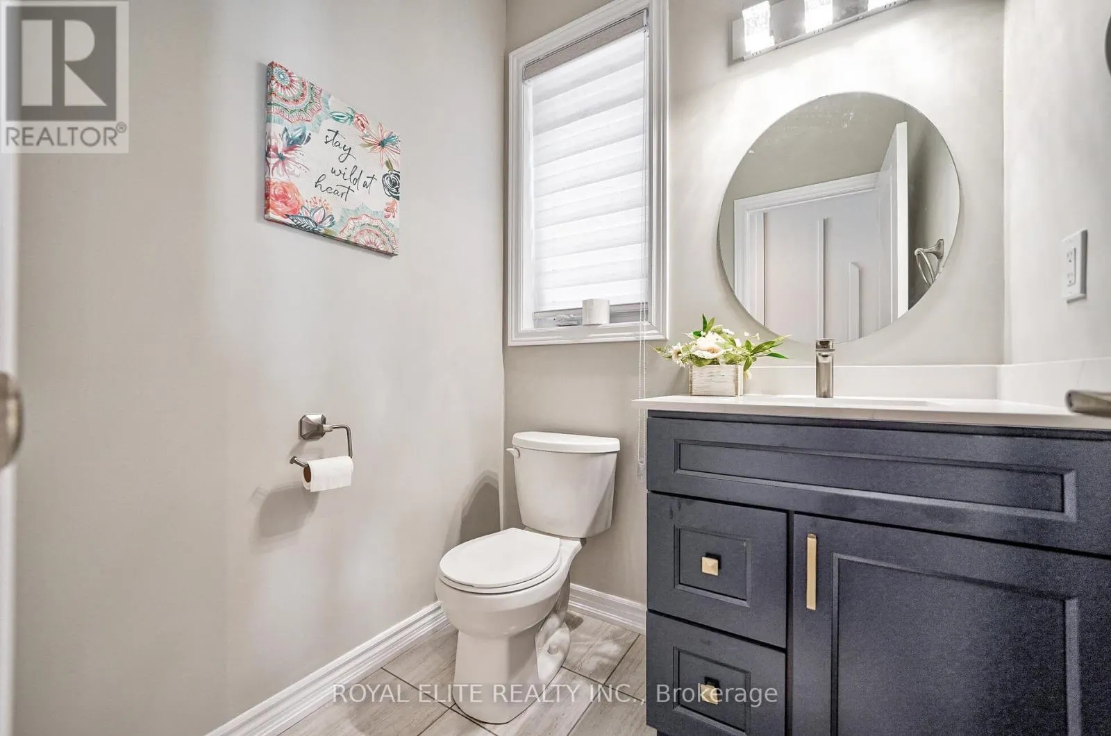 10 CAPSTAN COURT