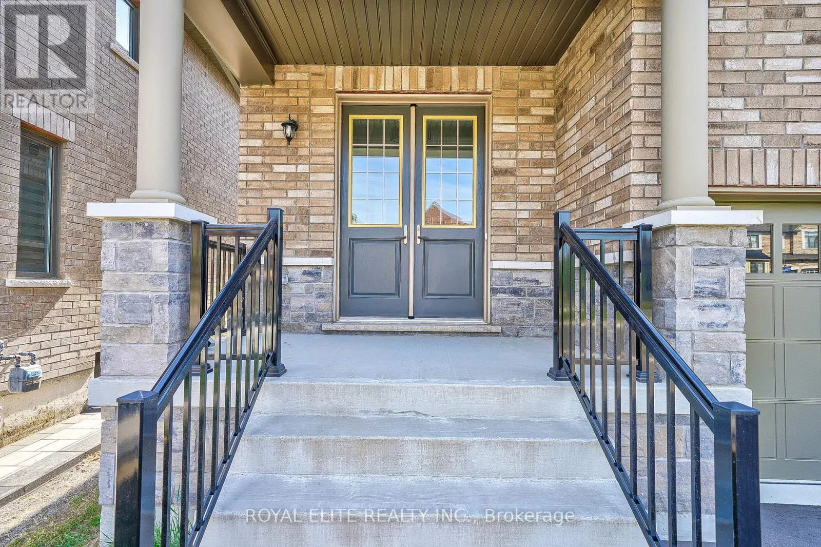 10 CAPSTAN COURT