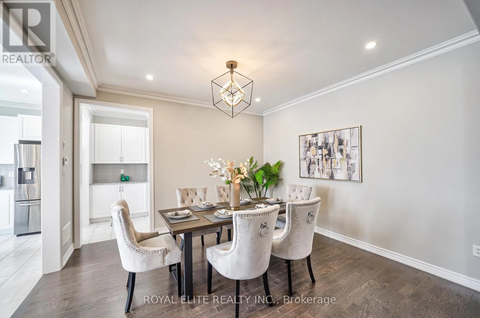10 CAPSTAN COURT