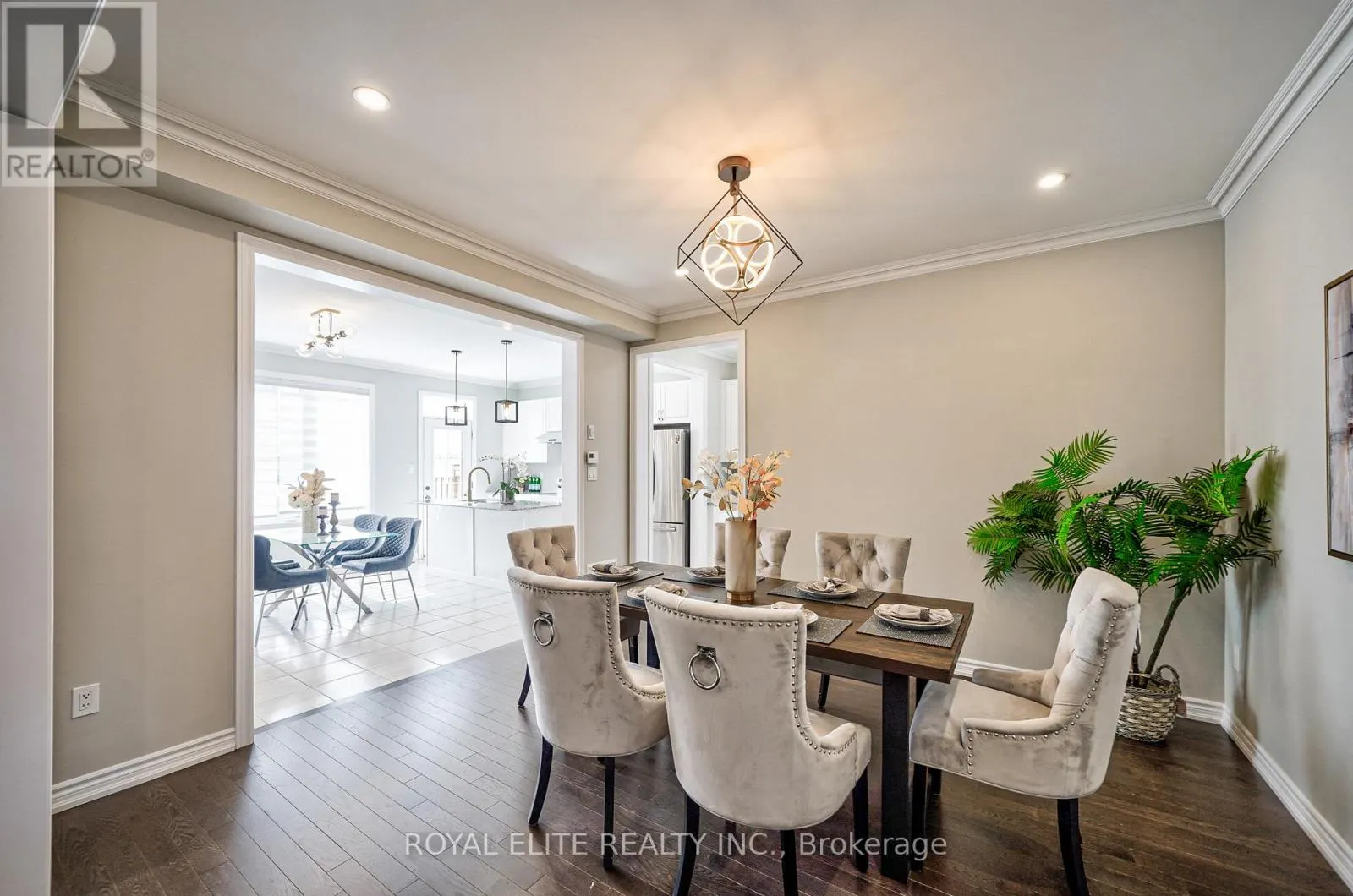 10 CAPSTAN COURT