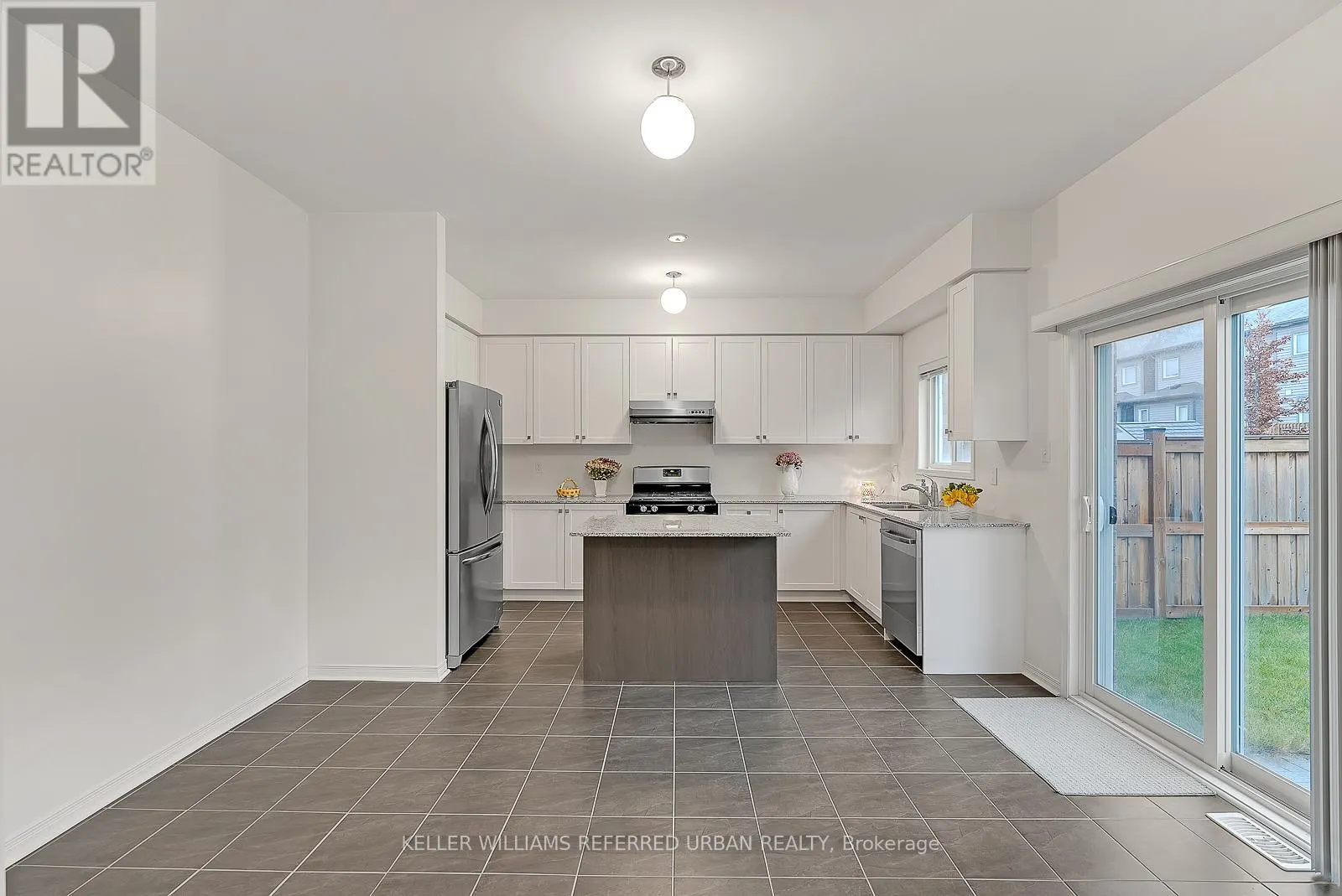 34 JACK ROACH STREET