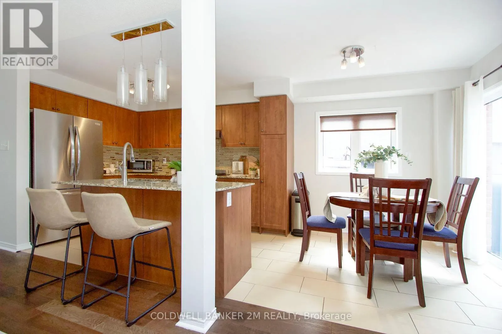 2 HORNETT WAY
