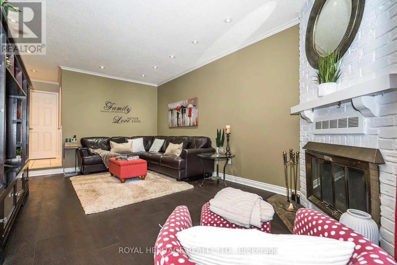 756 STONEPATH CIRCLE