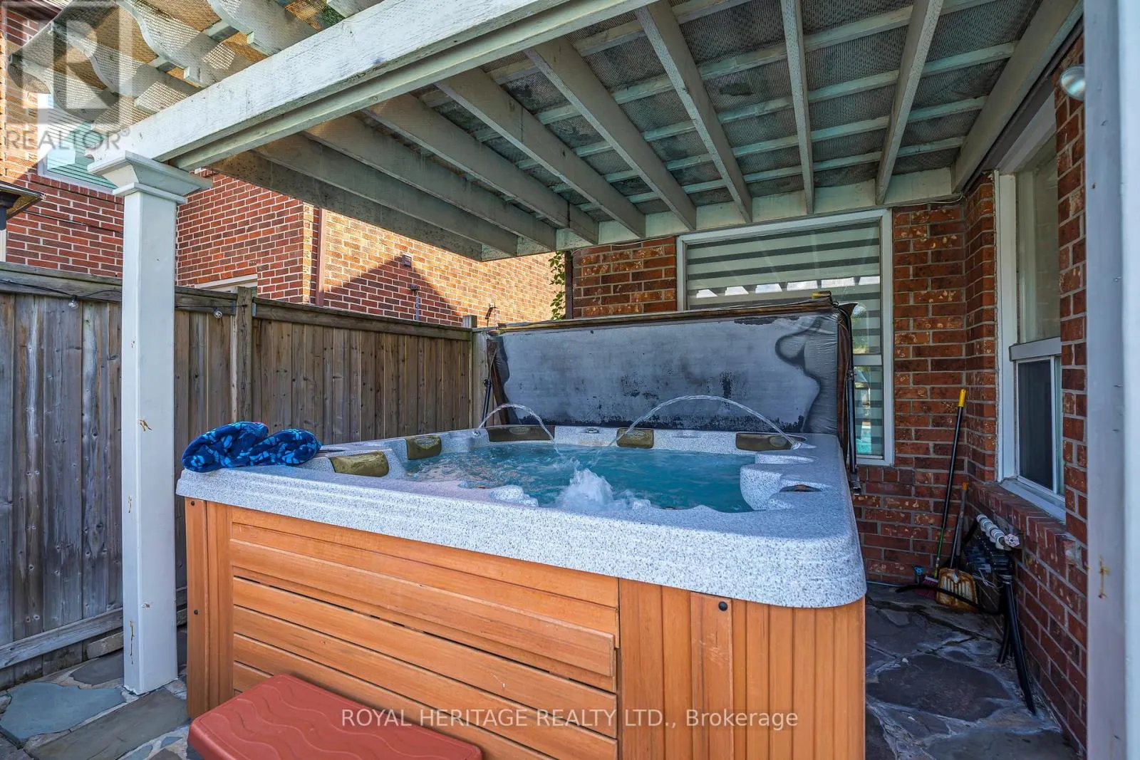 756 STONEPATH CIRCLE