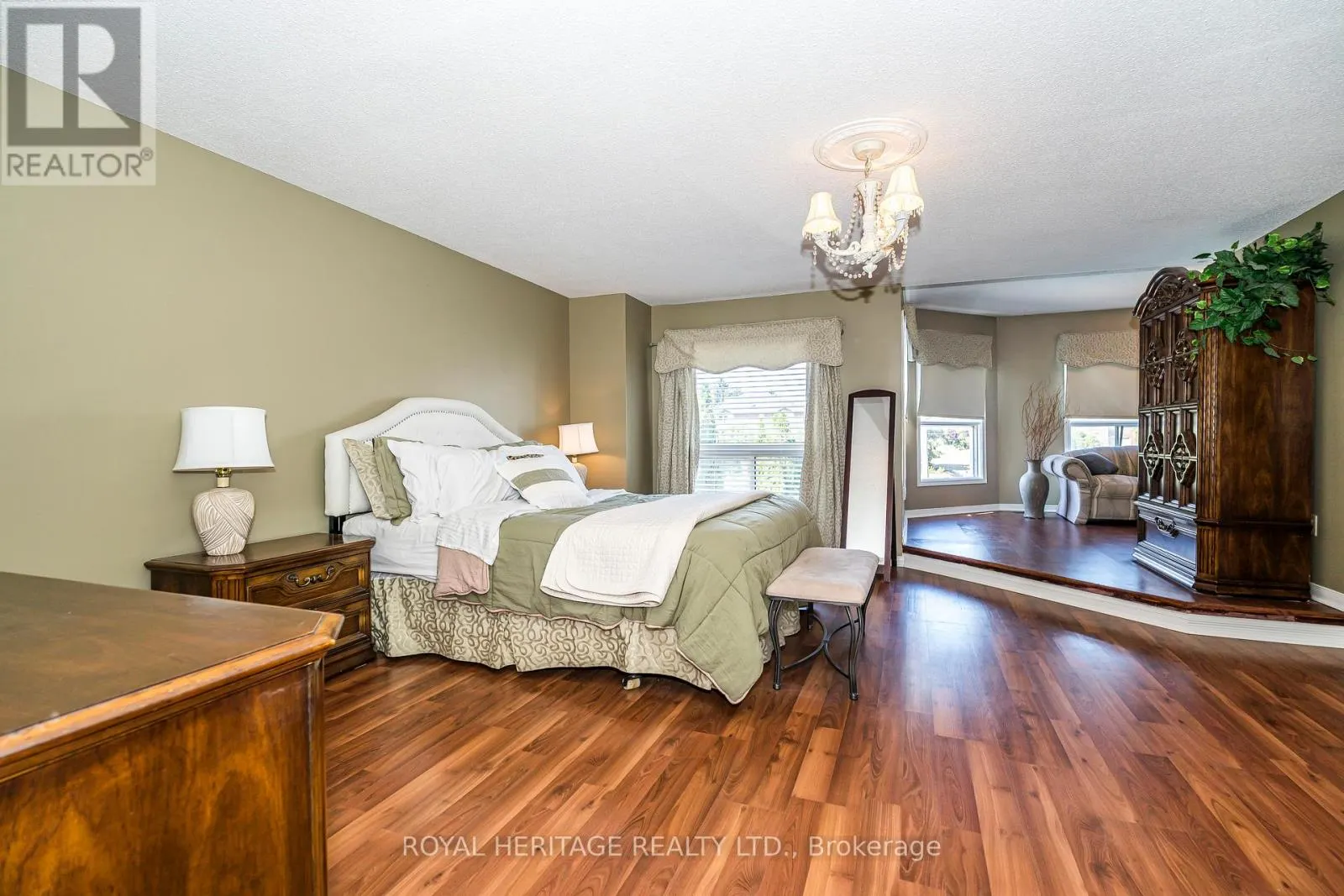 756 STONEPATH CIRCLE