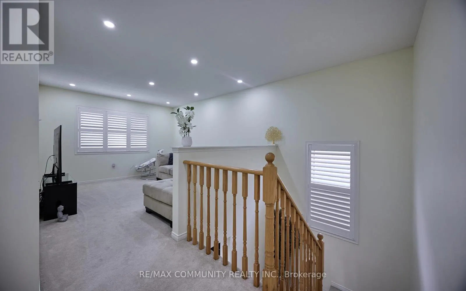 9 AINLEY ROAD