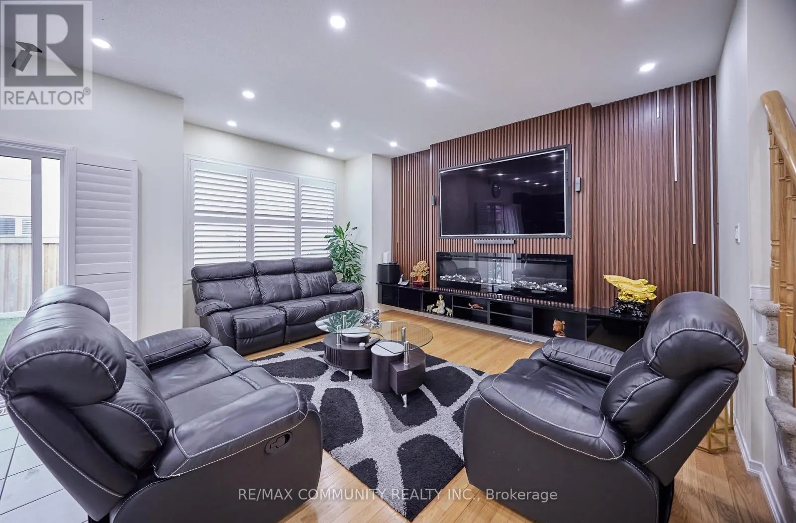 9 AINLEY ROAD