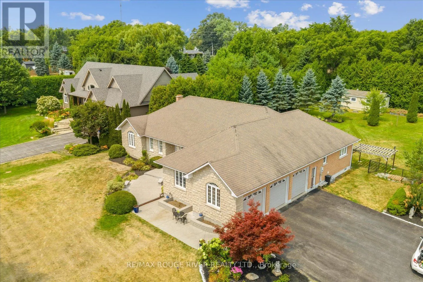 4588 PAYNES CRESCENT