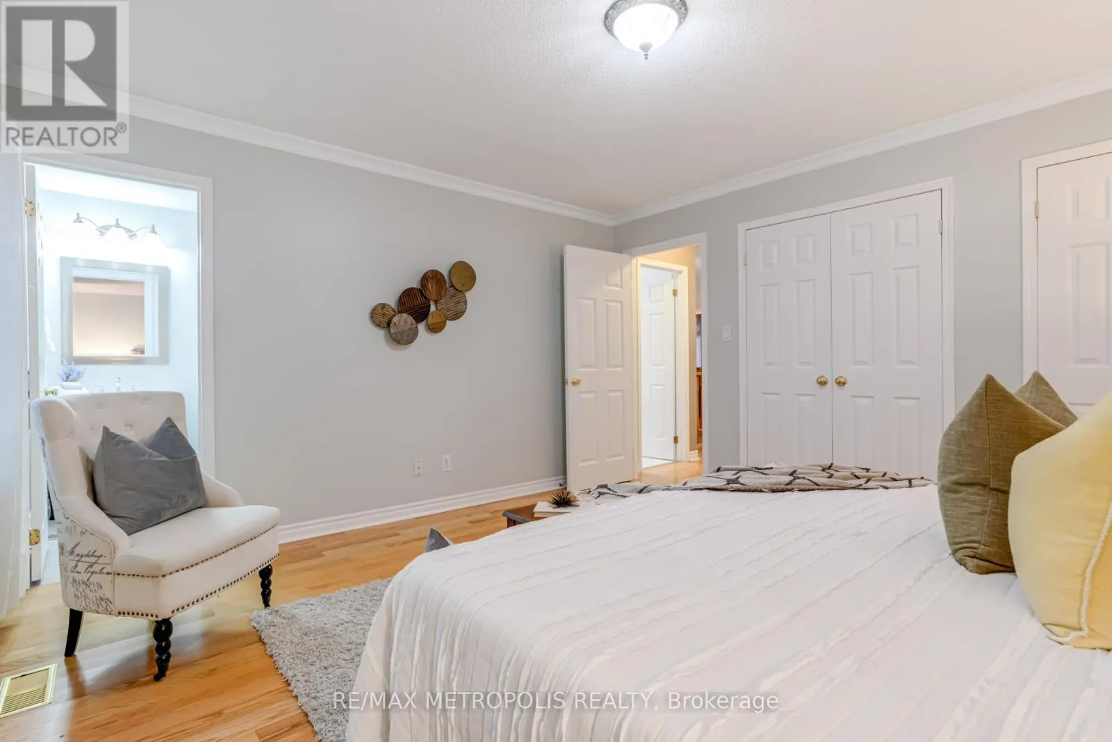564 BLACKWOOD BOULEVARD