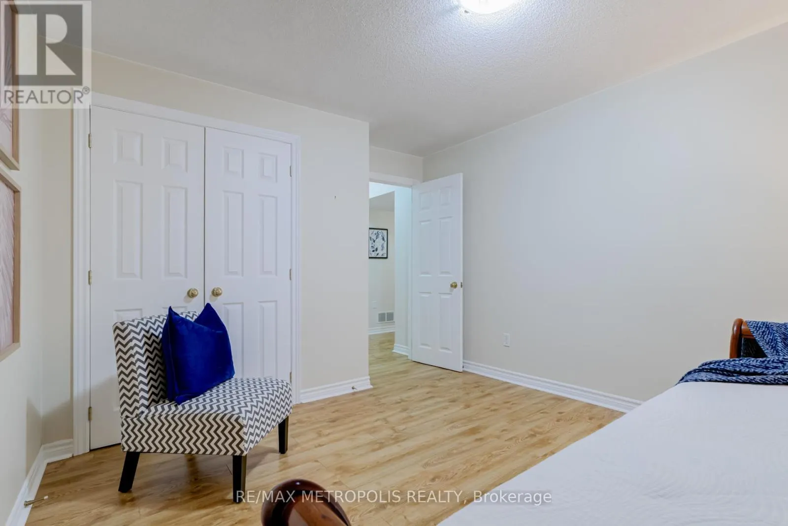 564 BLACKWOOD BOULEVARD