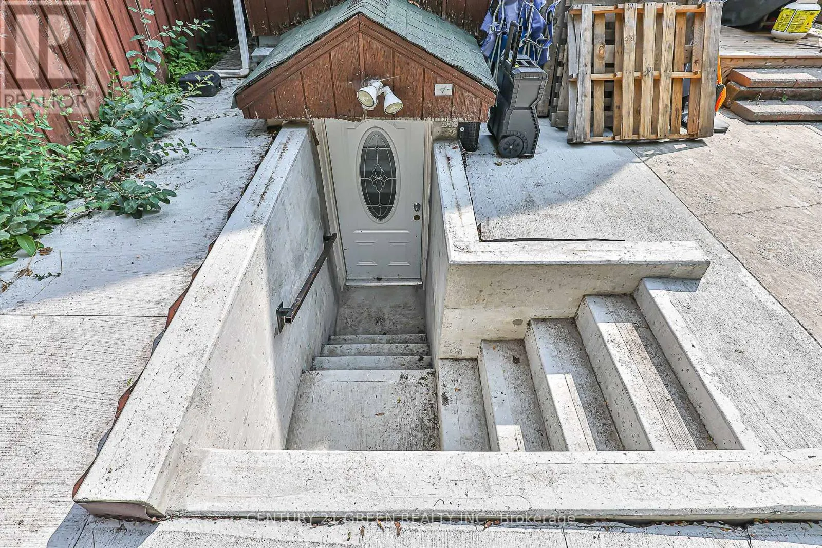 58 GIBBONS STREET