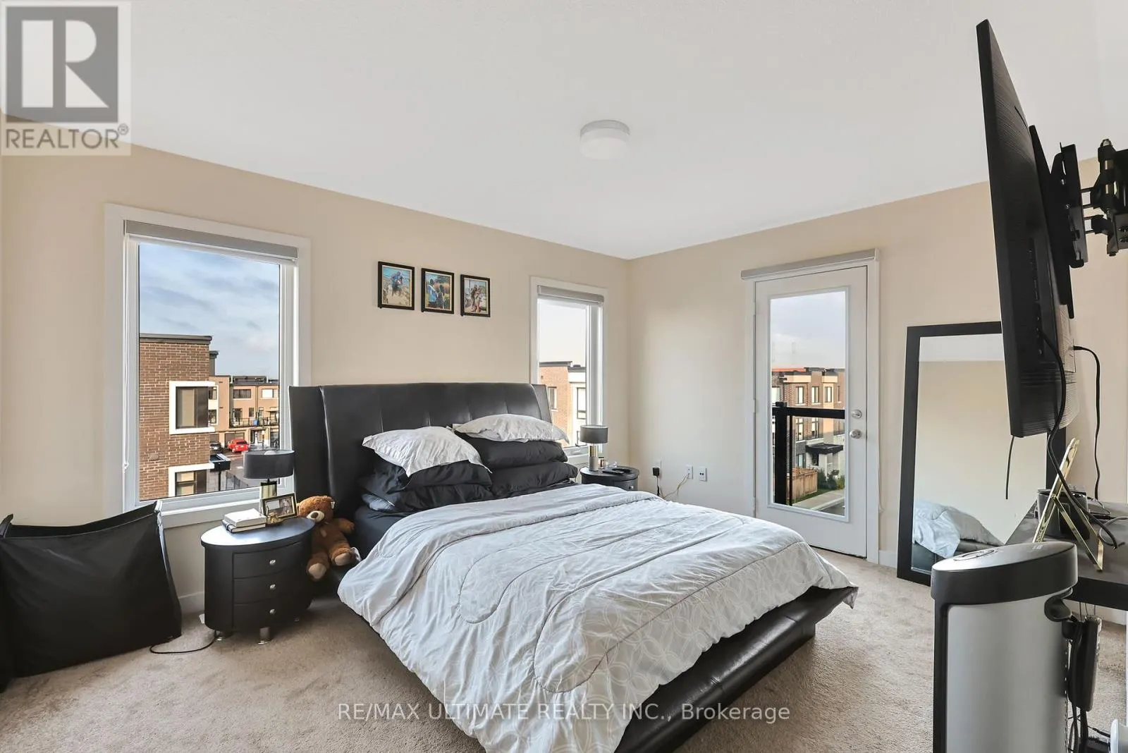 2632 CASTLEGATE CROSSING DRIVE