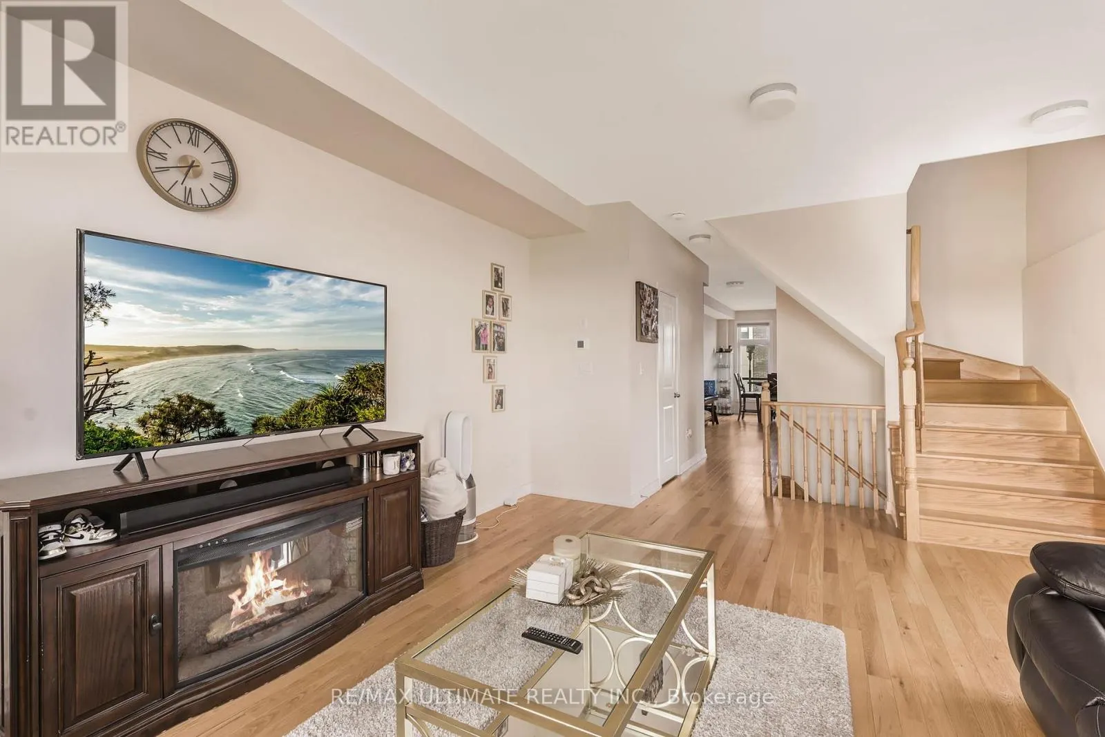 2632 CASTLEGATE CROSSING DRIVE