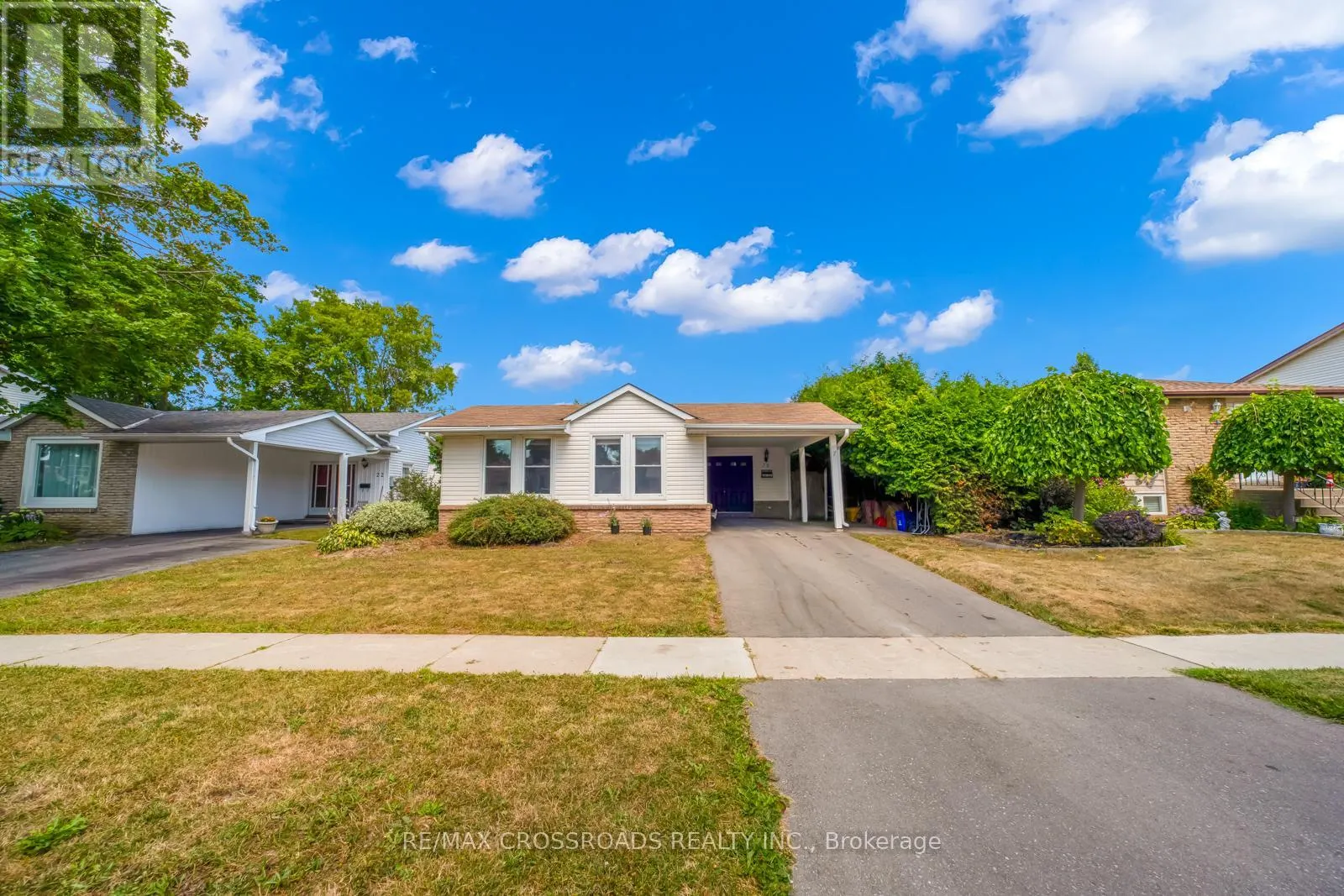 20 DEERPARK CRESCENT