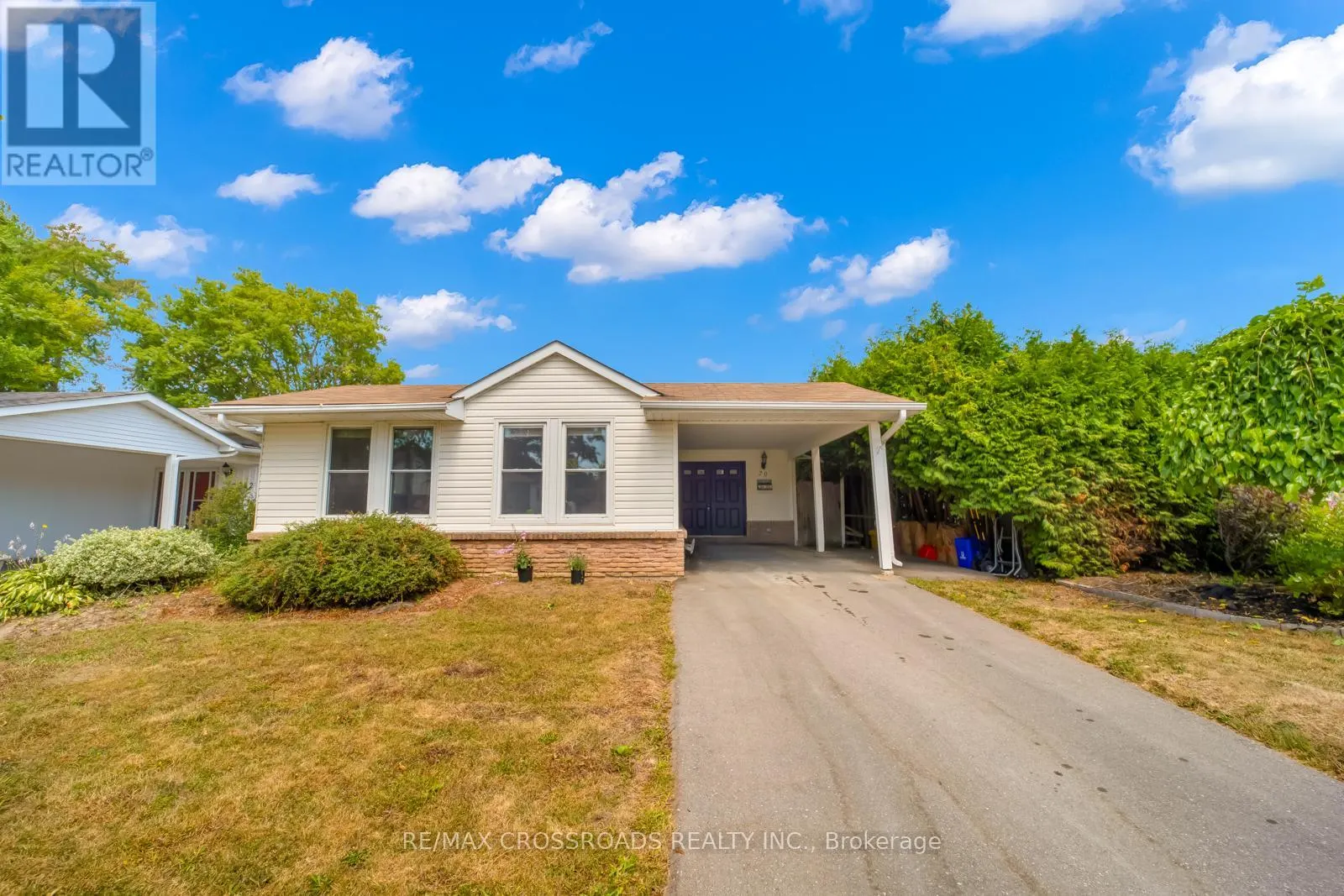 20 DEERPARK CRESCENT