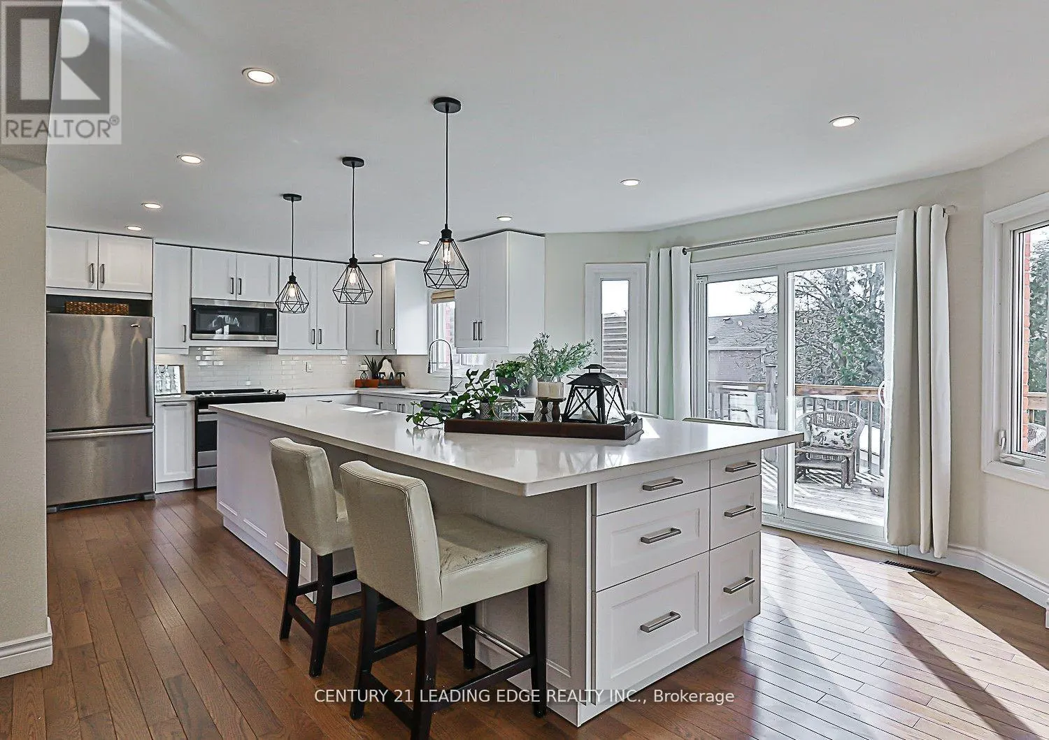 724 BARNES CRESCENT