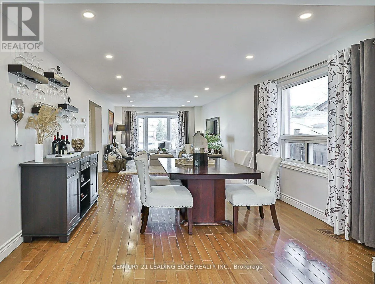 724 BARNES CRESCENT
