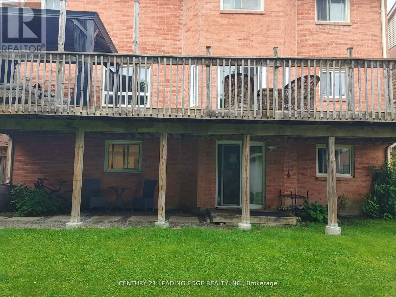 724 BARNES CRESCENT