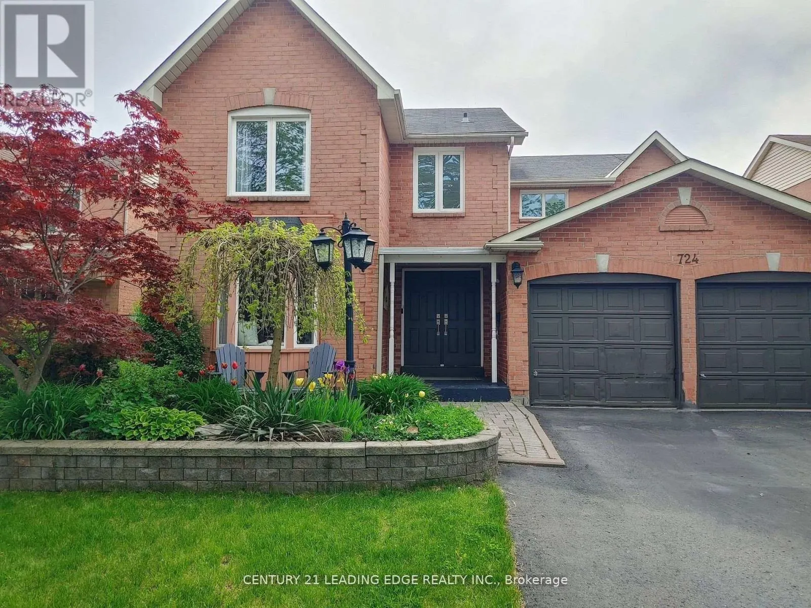 724 BARNES CRESCENT