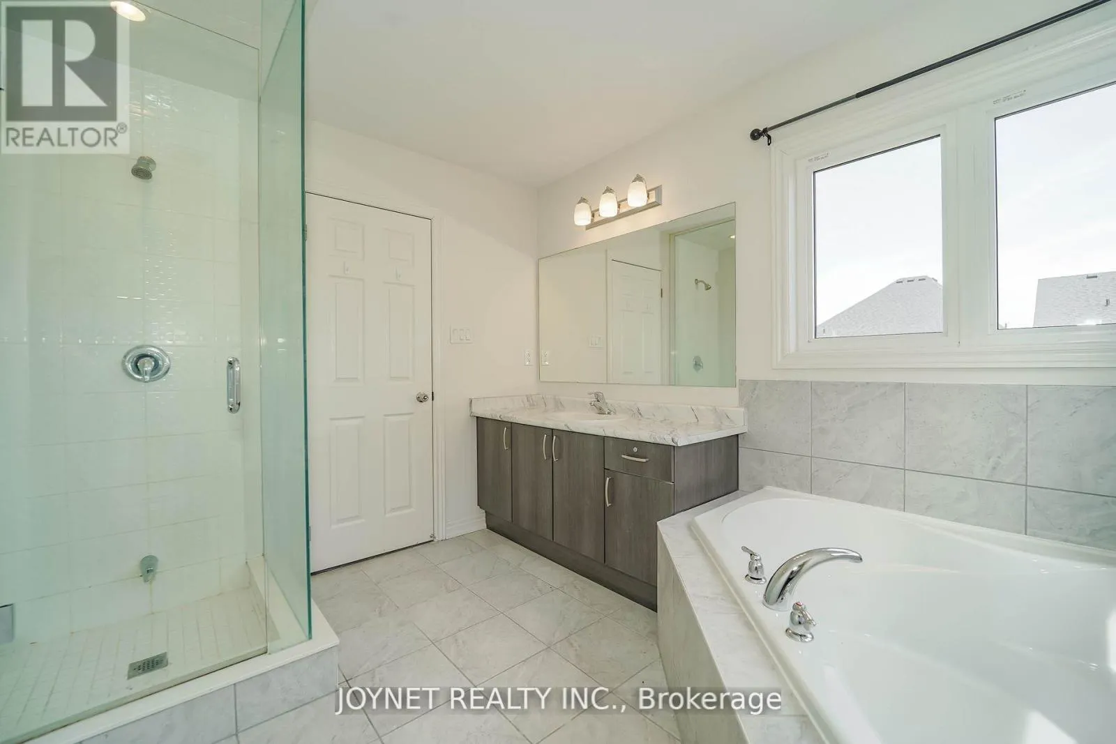 1721 FREDERICK MASON DRIVE