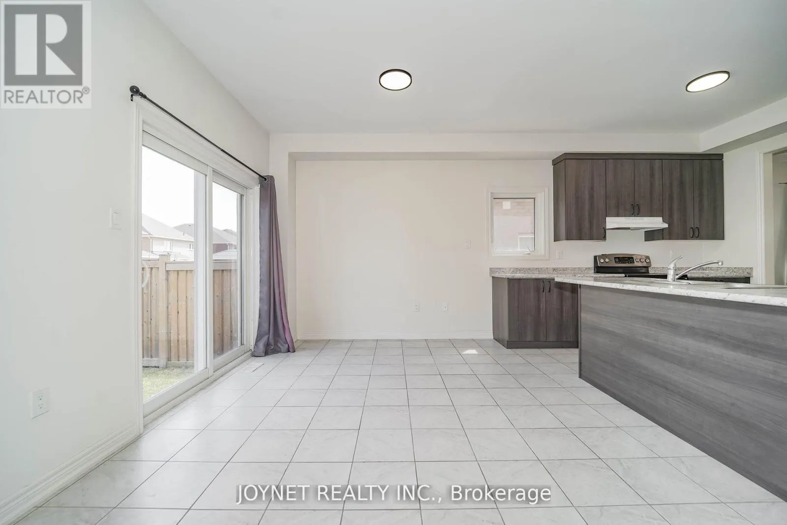 1721 FREDERICK MASON DRIVE
