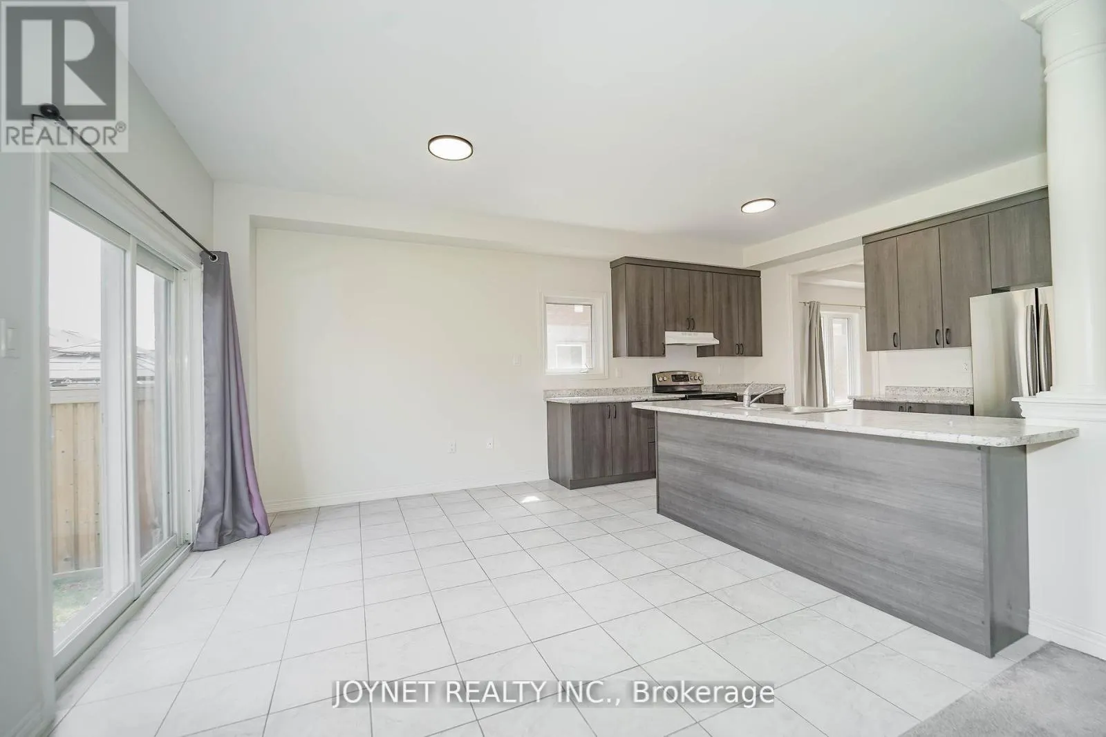 1721 FREDERICK MASON DRIVE