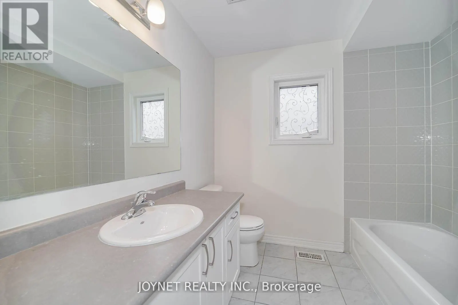 1721 FREDERICK MASON DRIVE