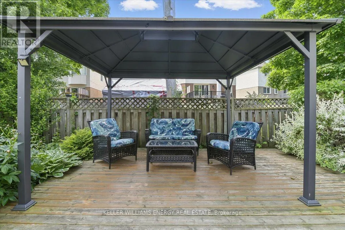 89 YORKVILLE DRIVE