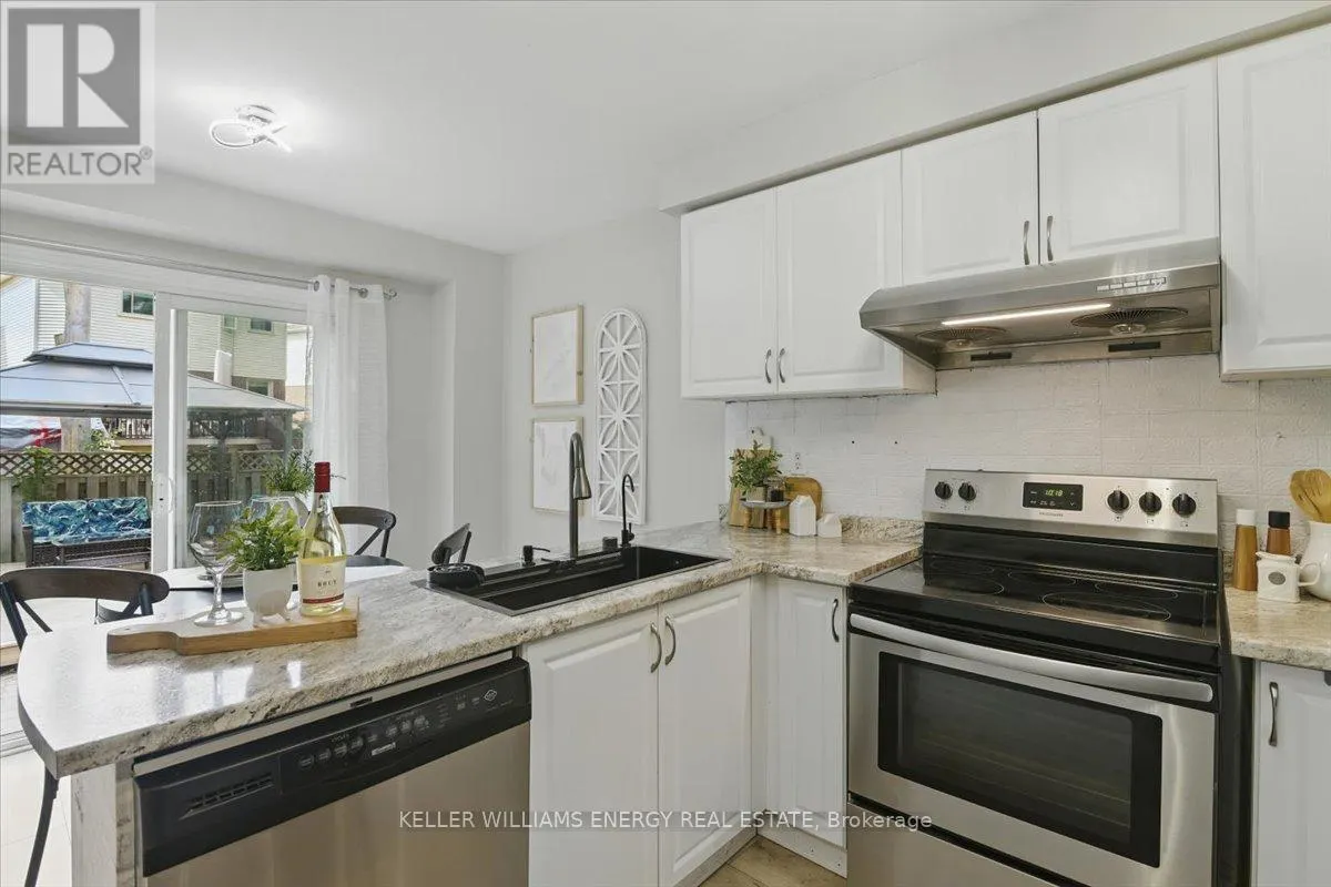89 YORKVILLE DRIVE