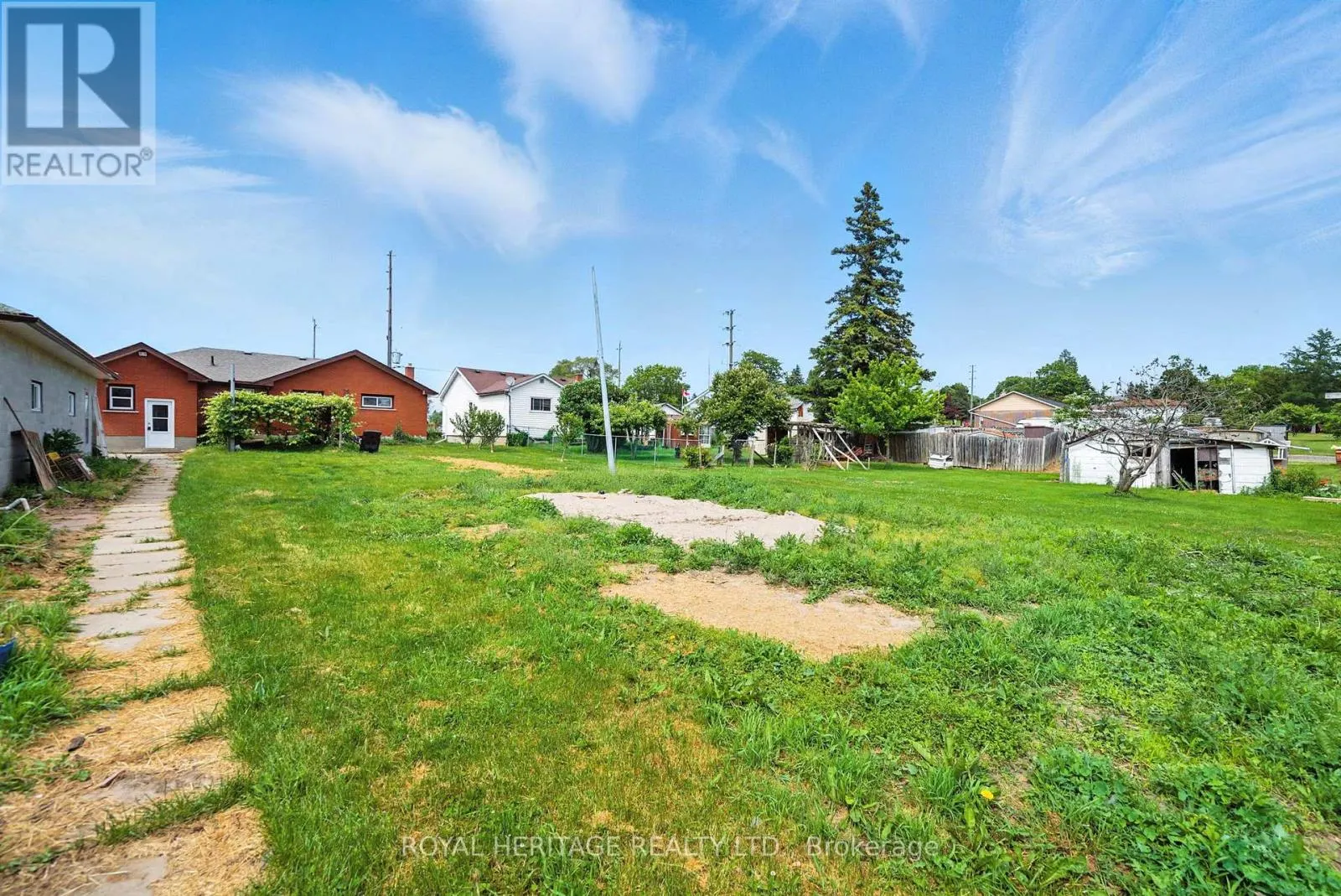 1595 TAUNTON ROAD