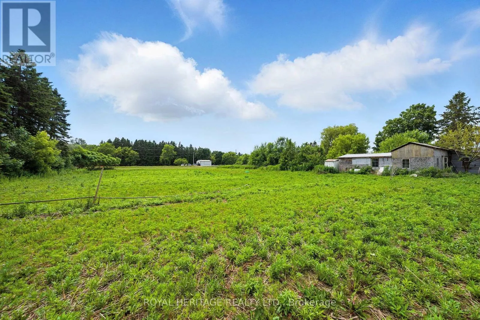 1595 TAUNTON ROAD