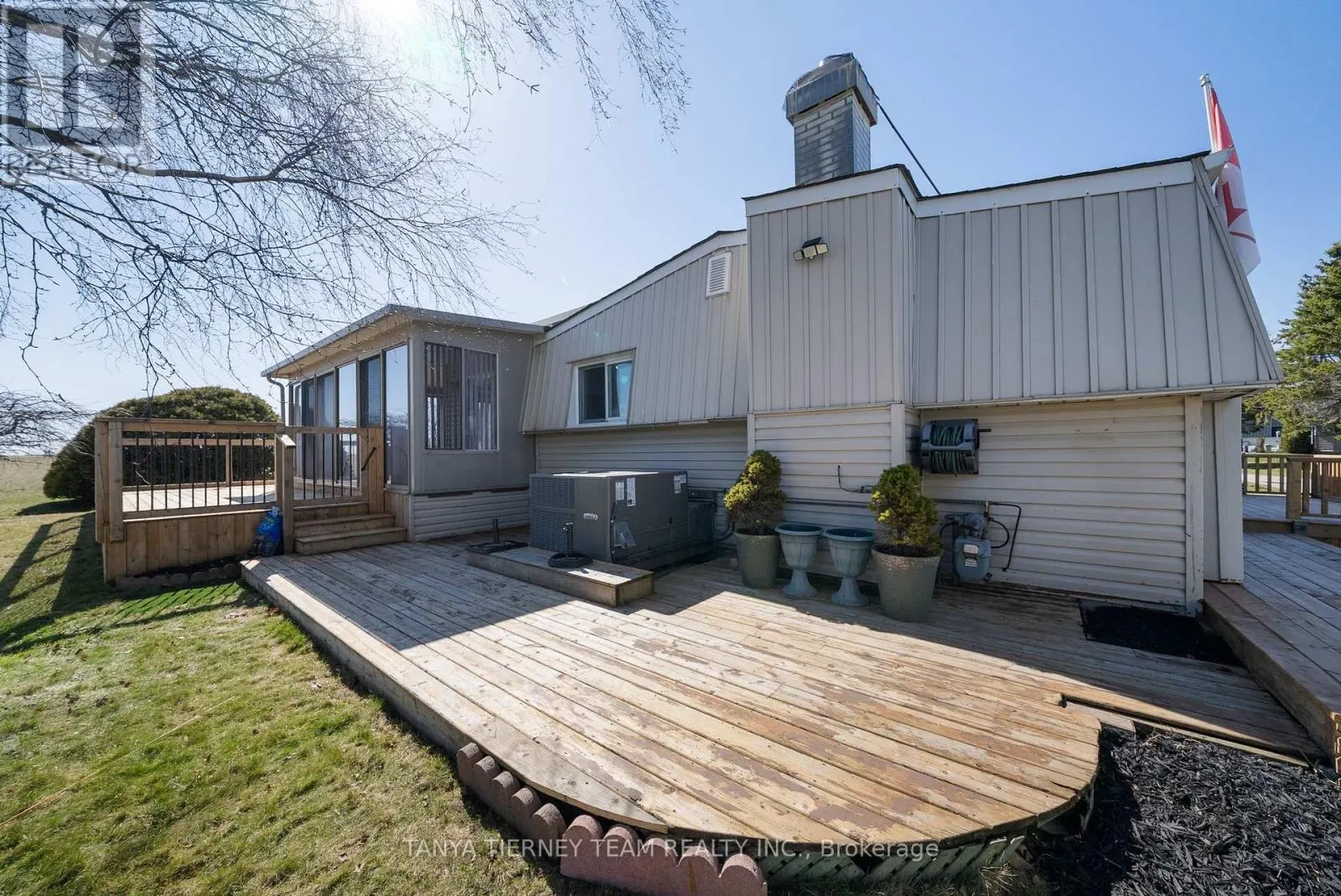 3 BLUFFS ROAD
