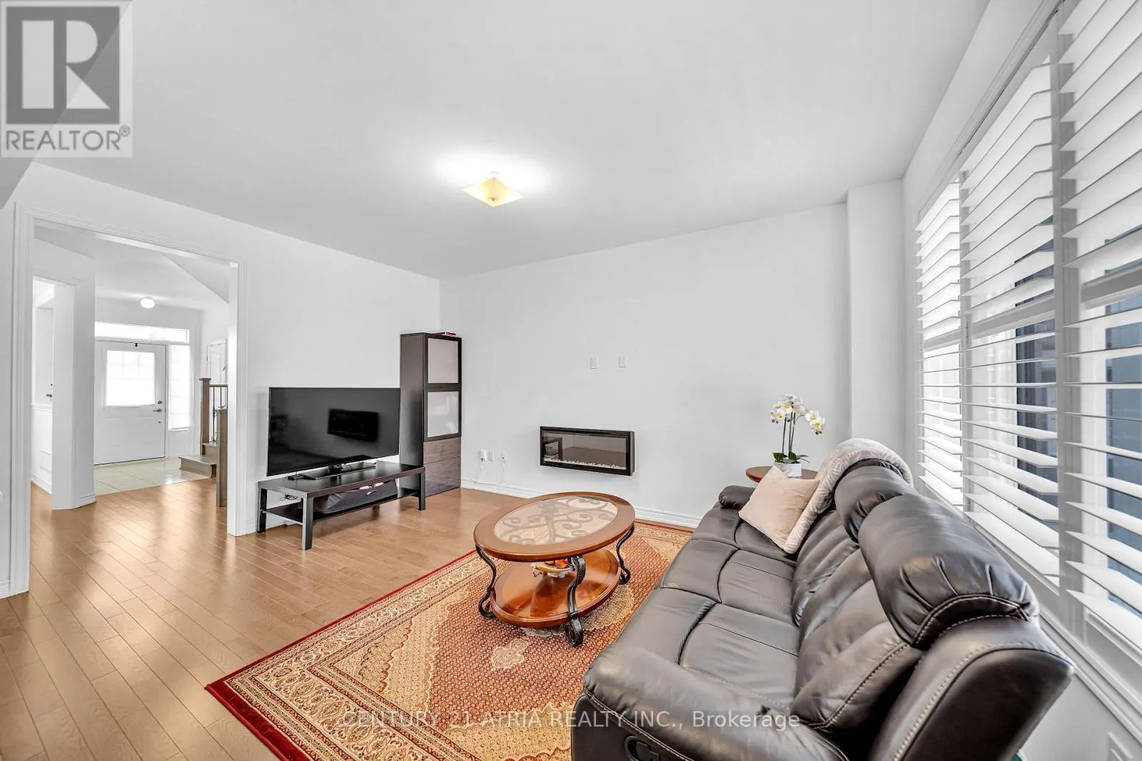 153 CORONATION ROAD