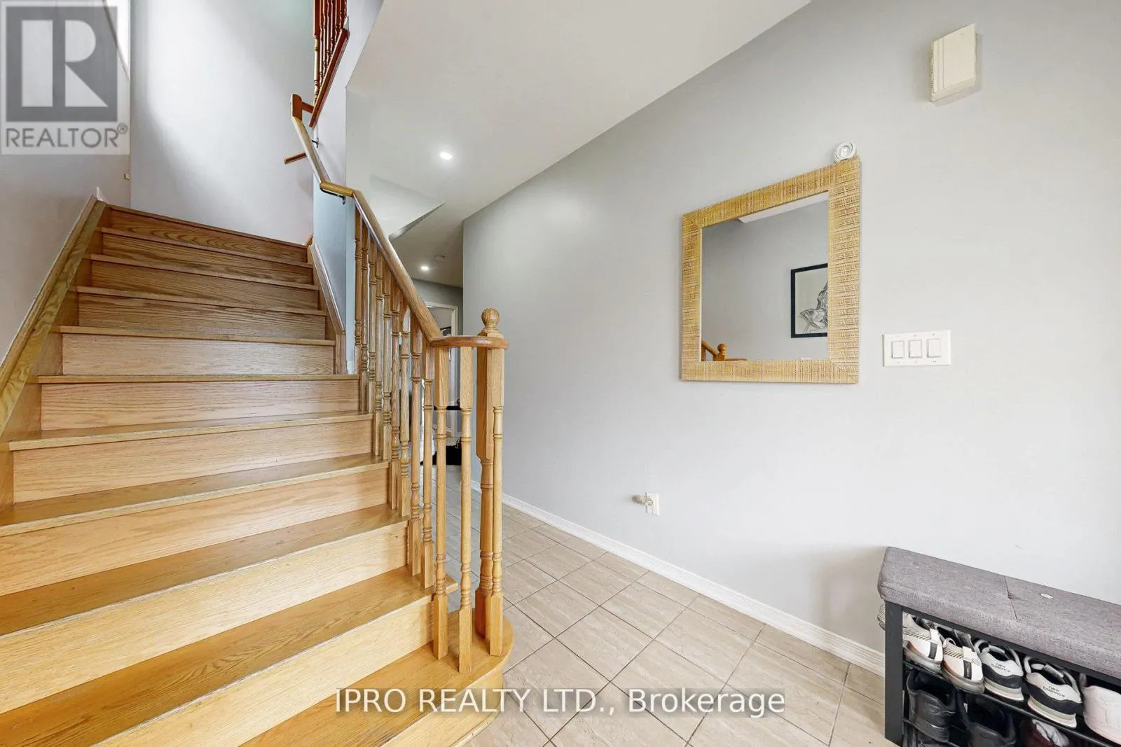 6 MT PLEASANT AVENUE