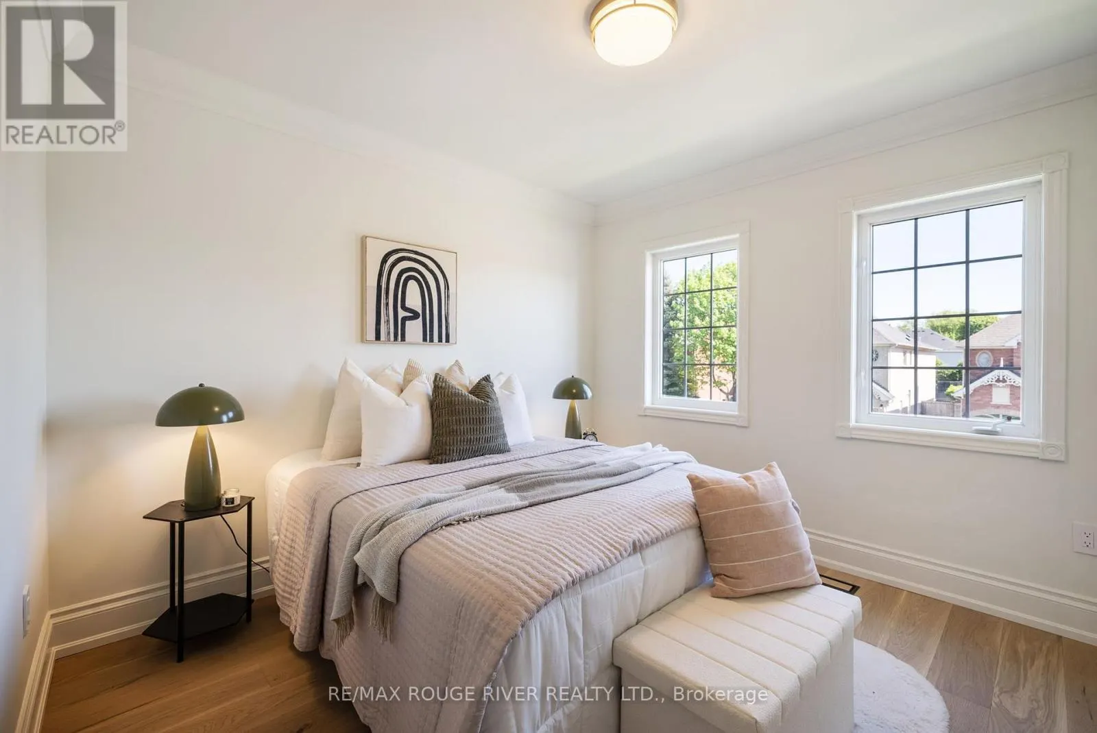 10 SAWYER AVENUE