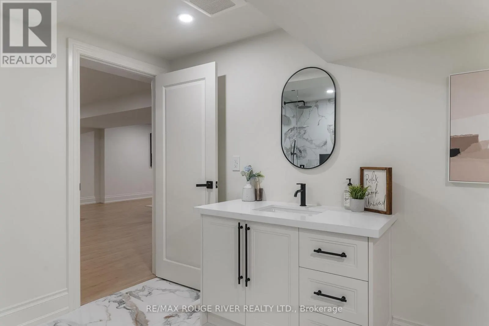 10 SAWYER AVENUE