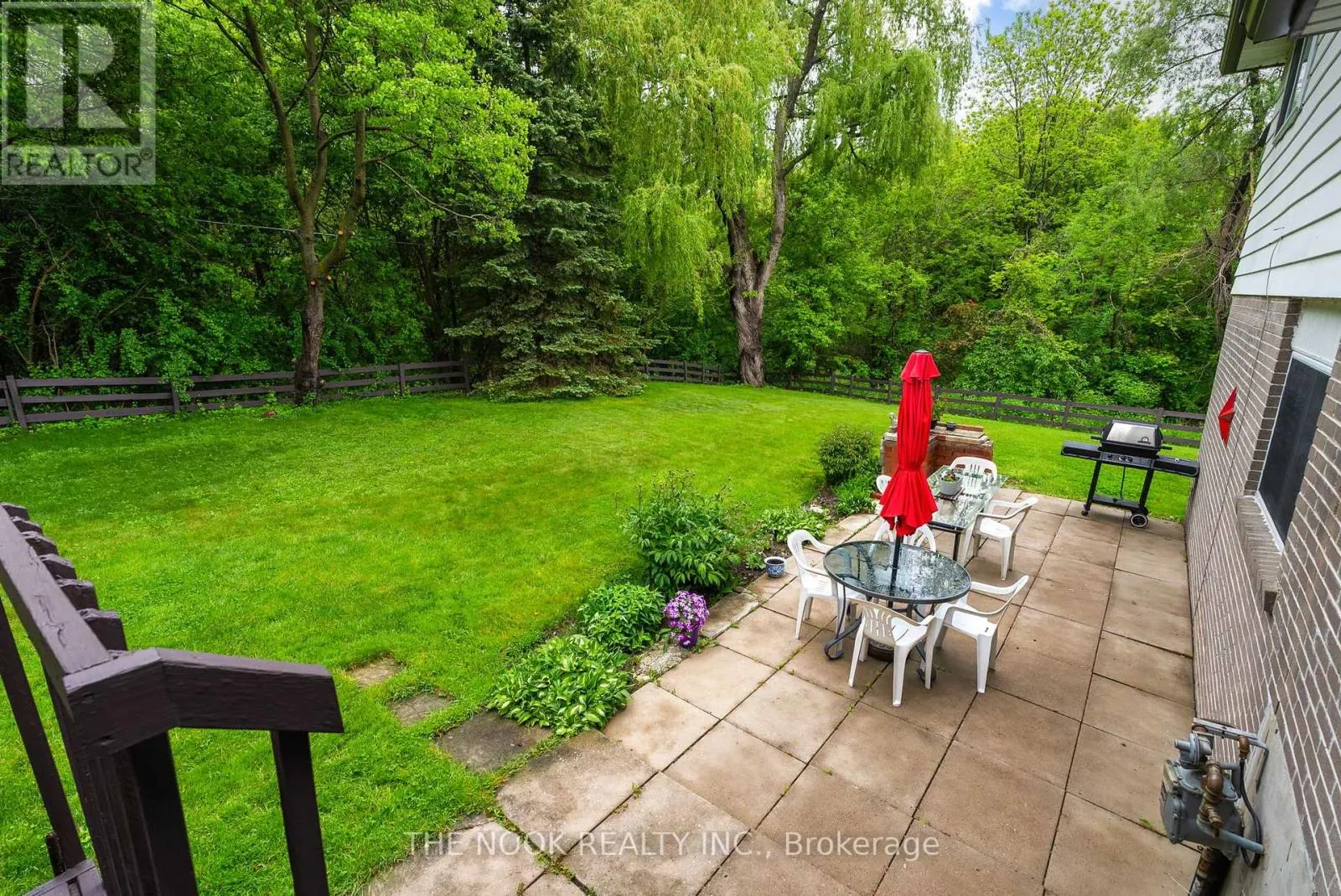 14 CARWIN CRESCENT