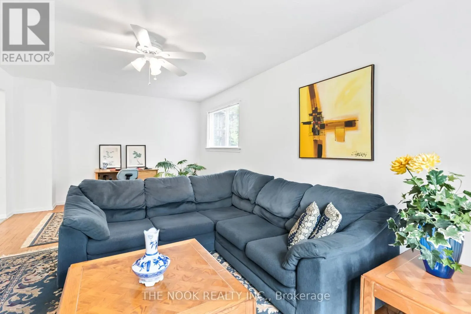 14 CARWIN CRESCENT