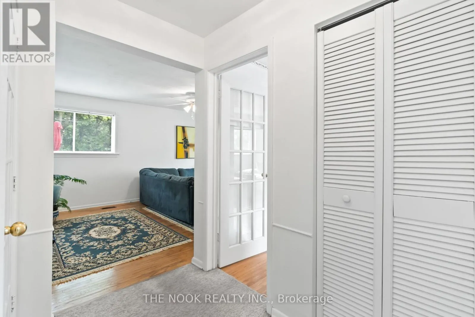 14 CARWIN CRESCENT
