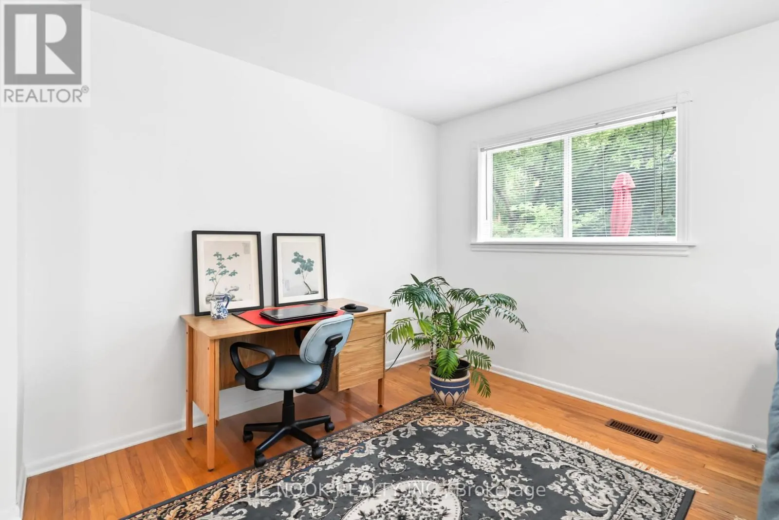 14 CARWIN CRESCENT