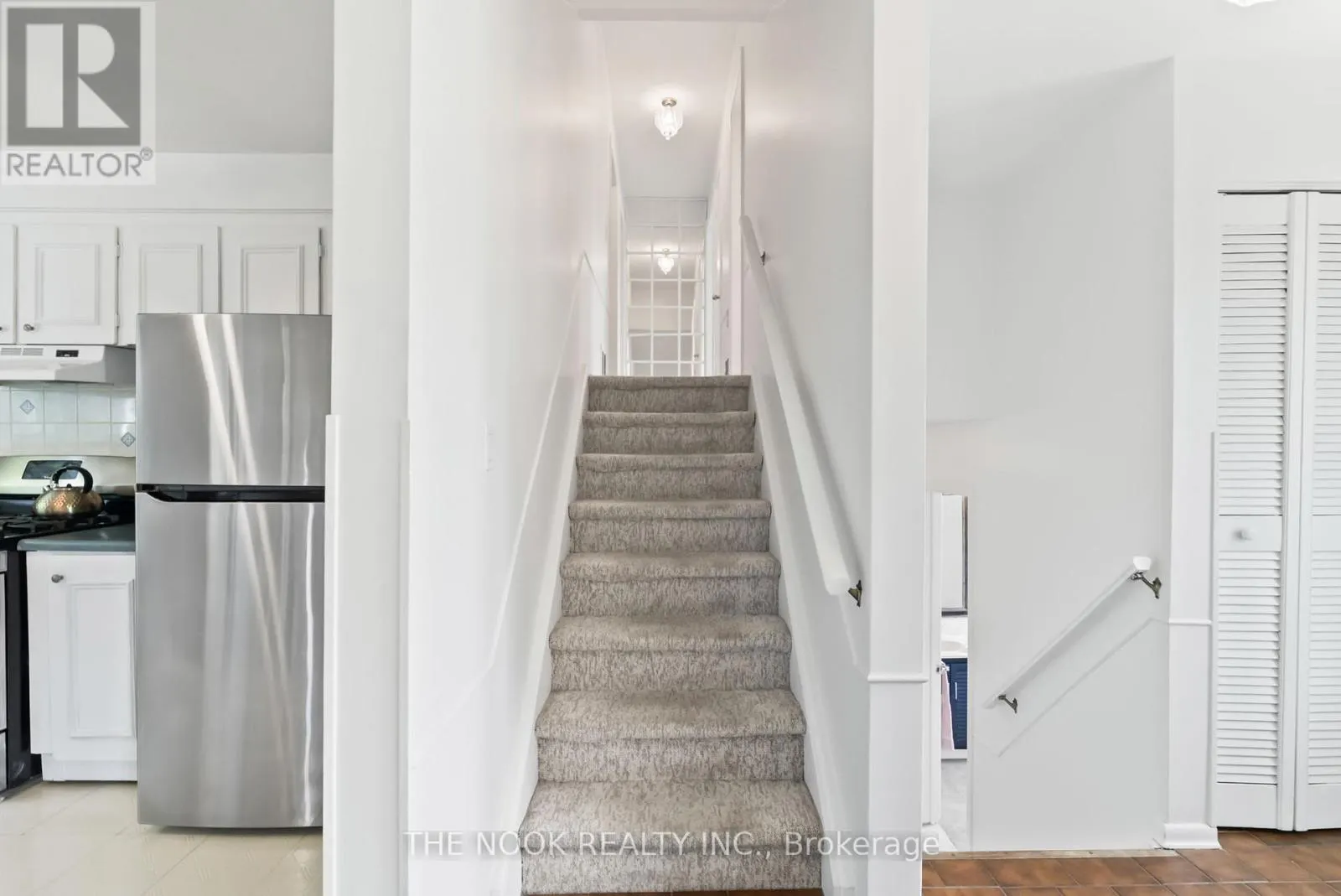 14 CARWIN CRESCENT