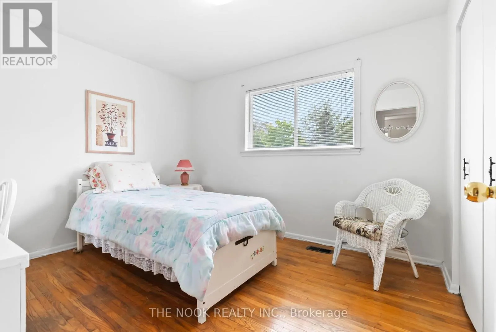 14 CARWIN CRESCENT