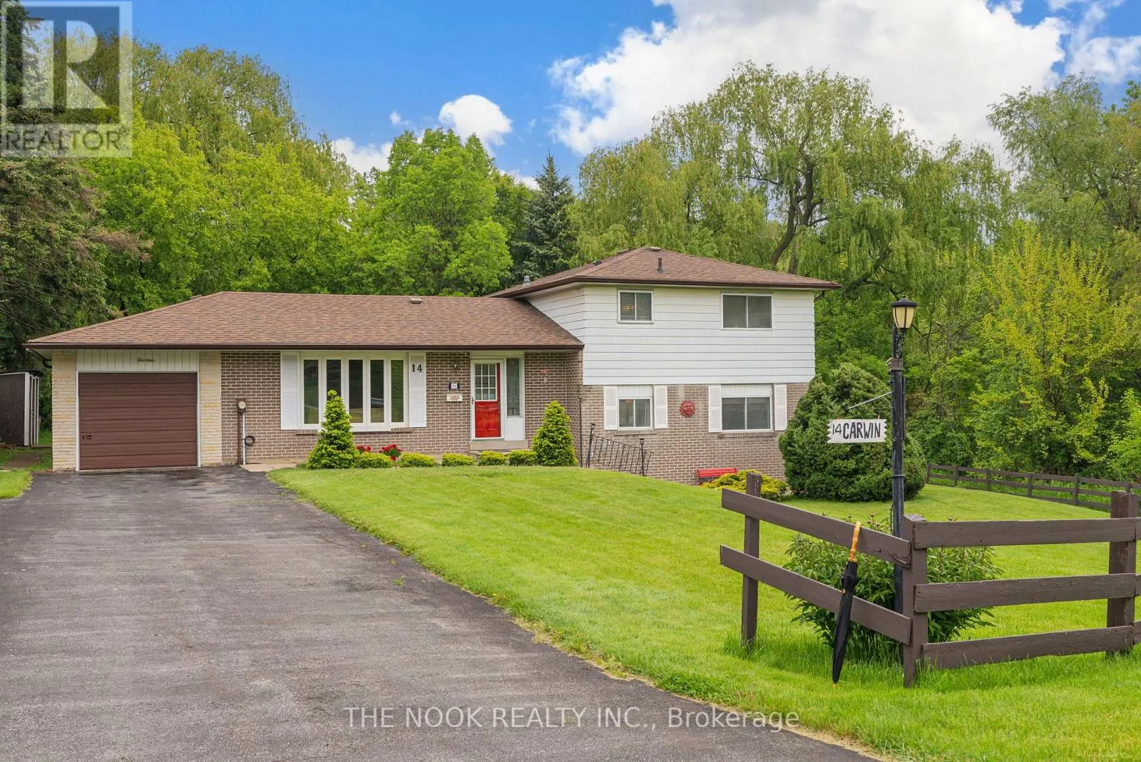 14 CARWIN CRESCENT