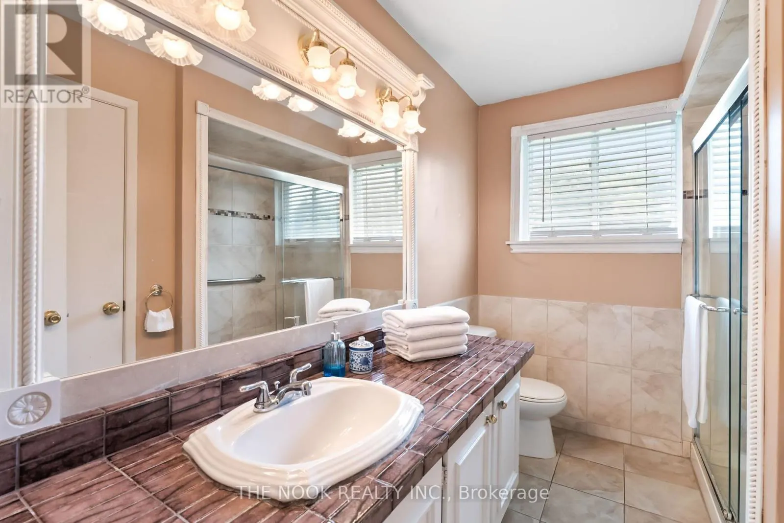 14 CARWIN CRESCENT