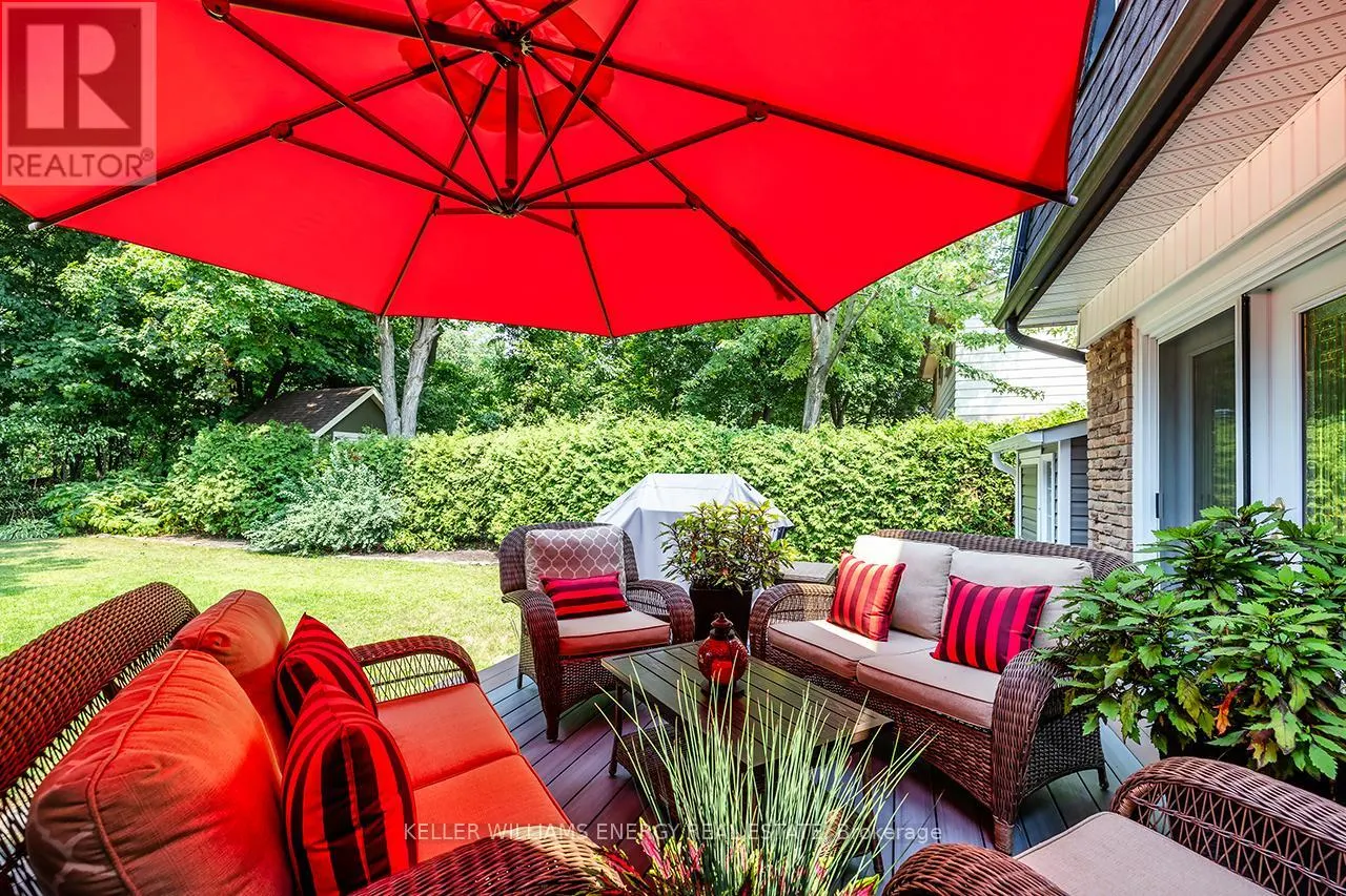 1118 LOBELIA COURT